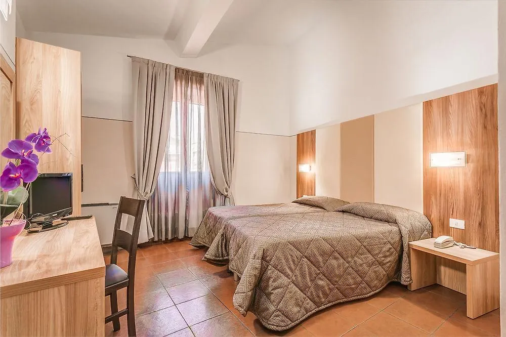 **  Hotel Arno Bellariva Florence Italy
