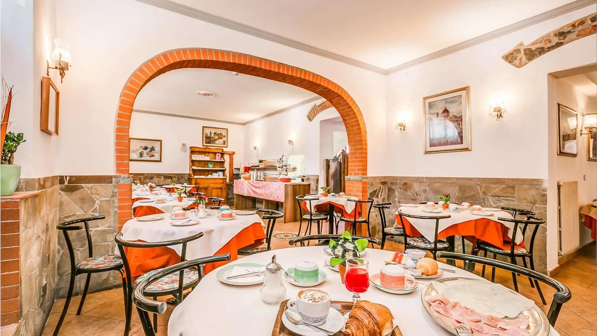 Hotel Arno Bellariva Florence 2*,  Italy