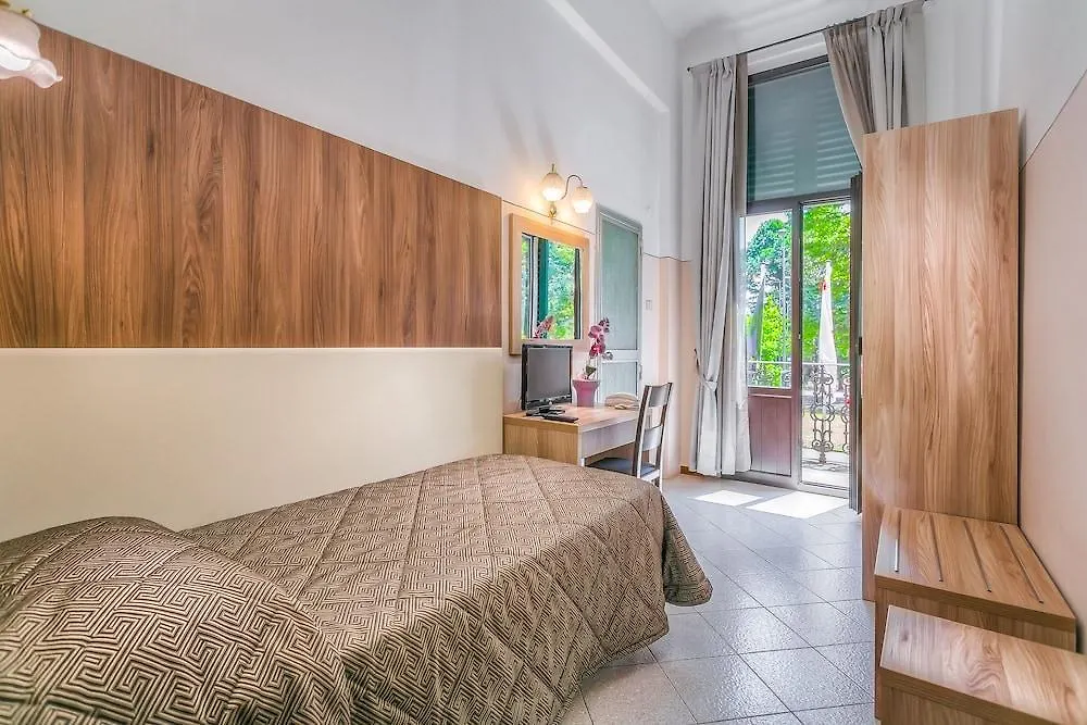 Hotel Arno Bellariva Florence 2*,